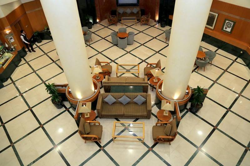 Swiss-Belhotel Sharjah Bagian luar foto